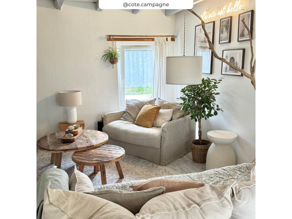 Round side table in white concrete, 35 cm diameter - Decohaute LFUX72993