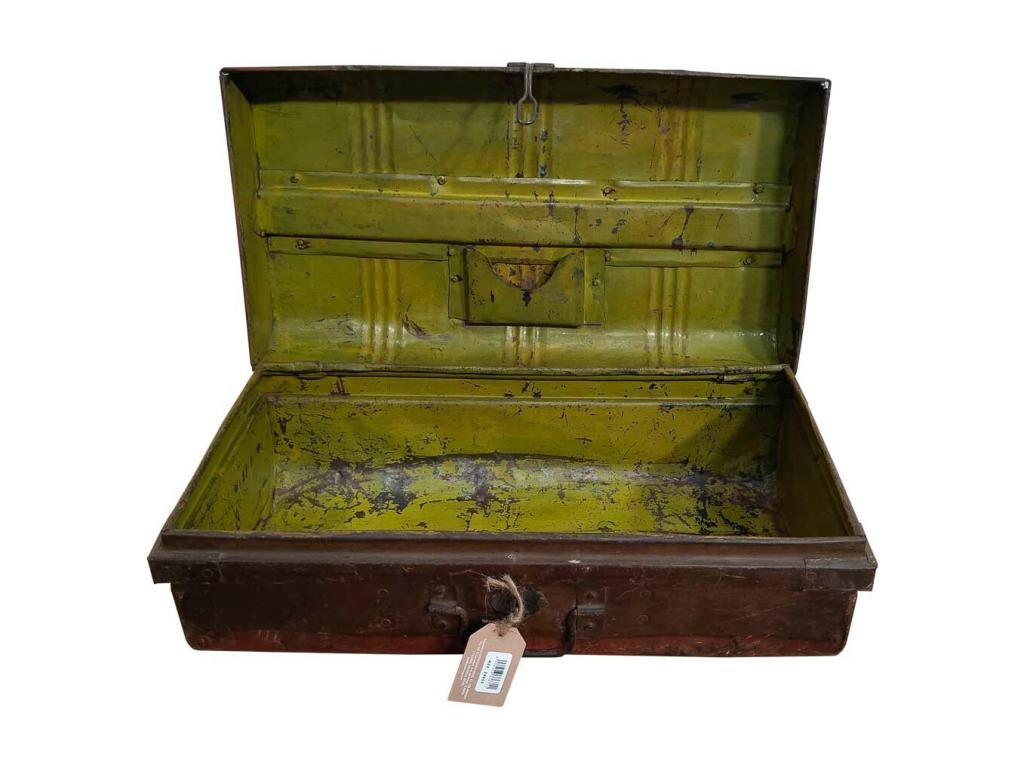 Brown metal suitcase 59x32x21h WIOR34493